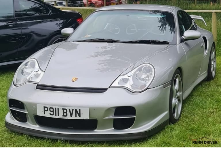 Yellow Porsche 996 GT2