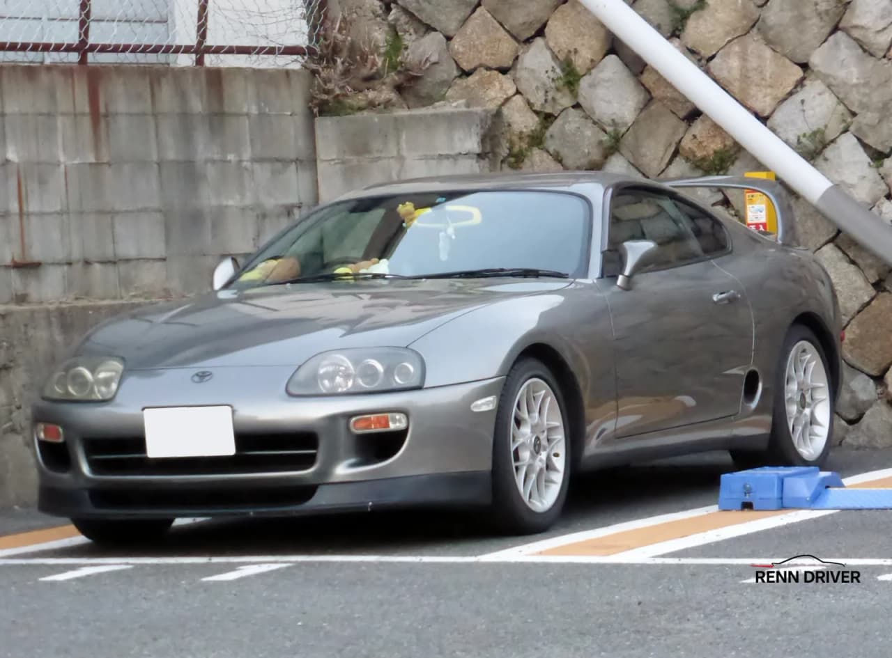 Toyota Supra JZA80 with 2JZ-GTE engine, an icon at Thai drag events