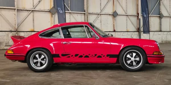Porsche 911 Colors: The Iconic Shades and How to Choose