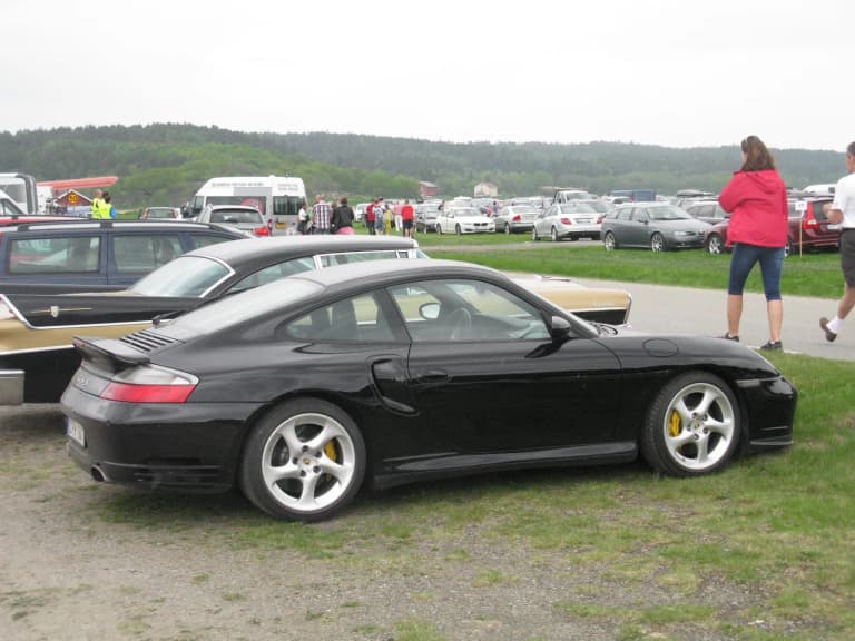 Black Porsche 911 (996) Turbo S coupe
