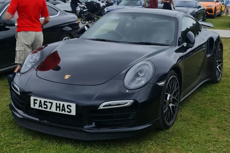 Black Porsche 911 (991.1) Turbo