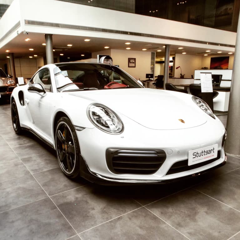 White Porsche 911 (991.2) Turbo S coupe