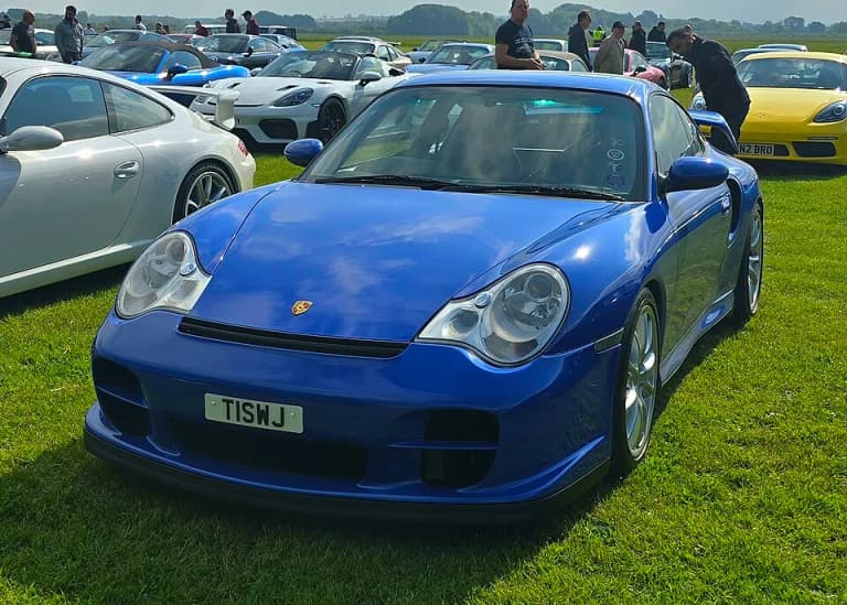 2002 Porsche 911 Turbo in silver