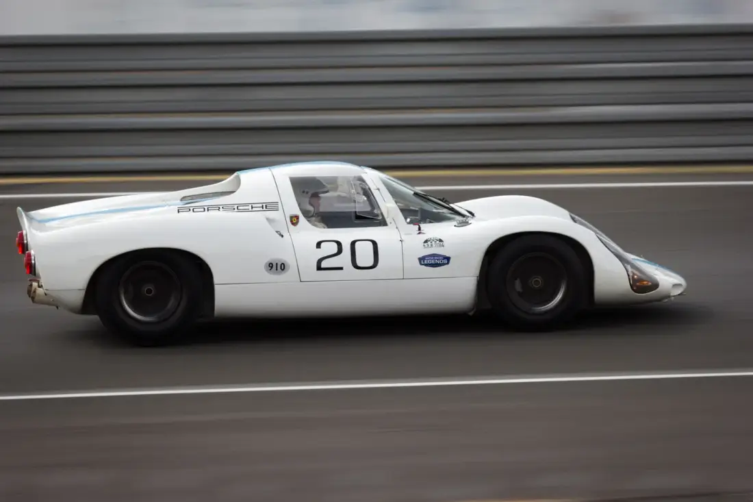 White Porsche 910 racing prototype, number 20, at the 2015 Le Mans Legend event