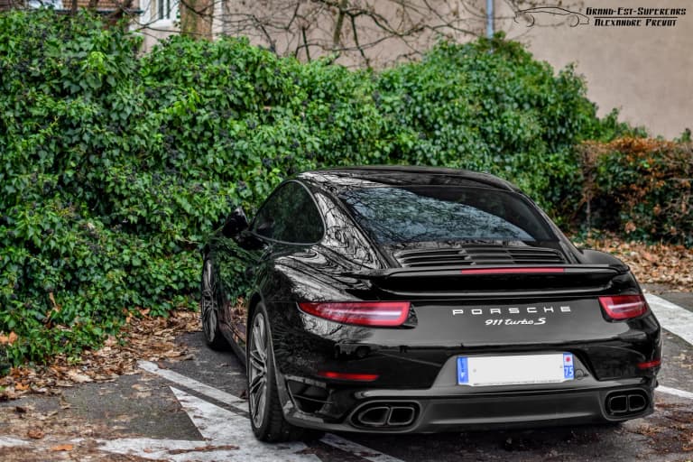 Standard Porsche 991 Turbo S donor-car example; it is not a TopCar Stinger GTR conversion.