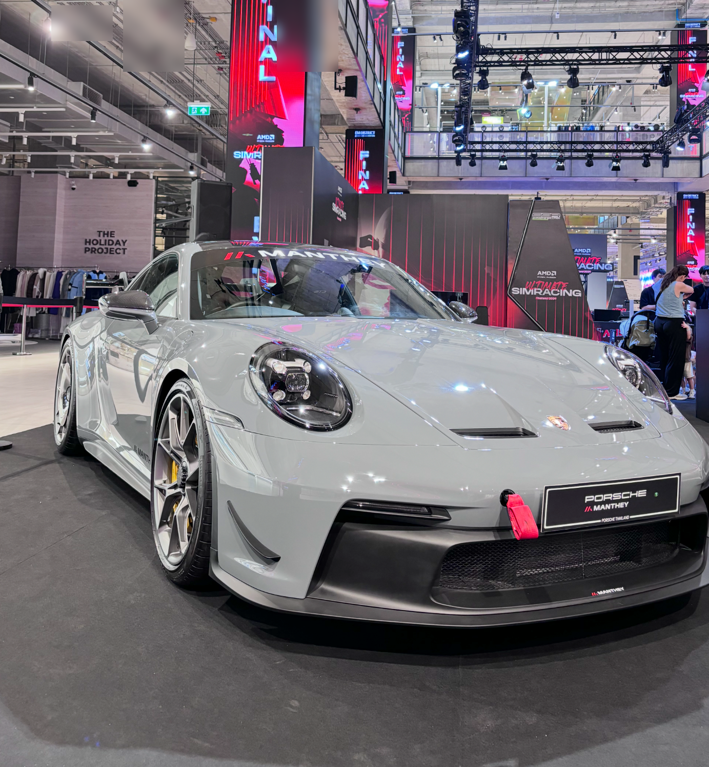 Grey Porsche 911 GT3RS