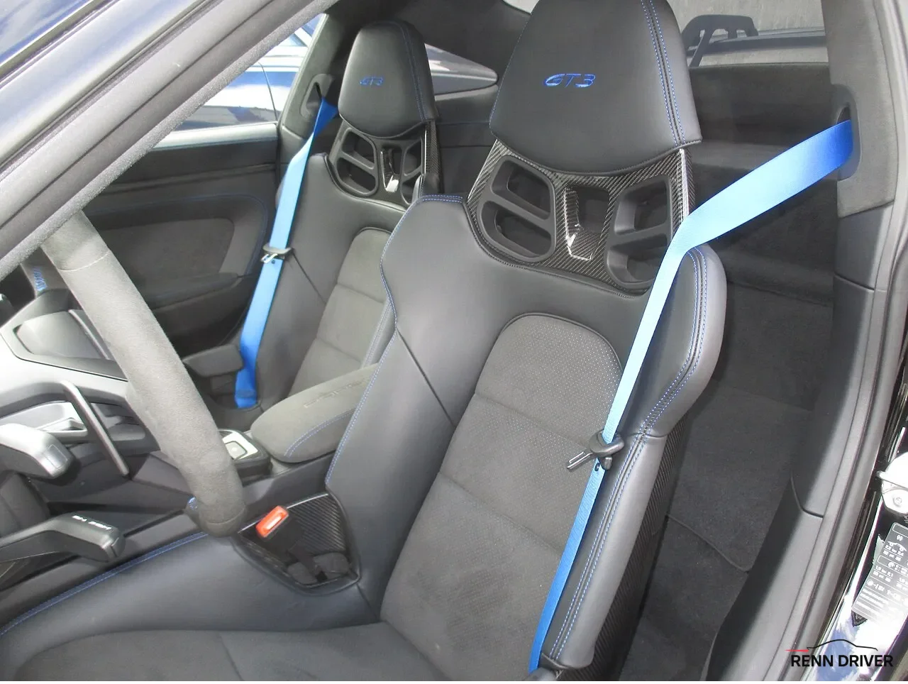 Porsche 992 interior cockpit