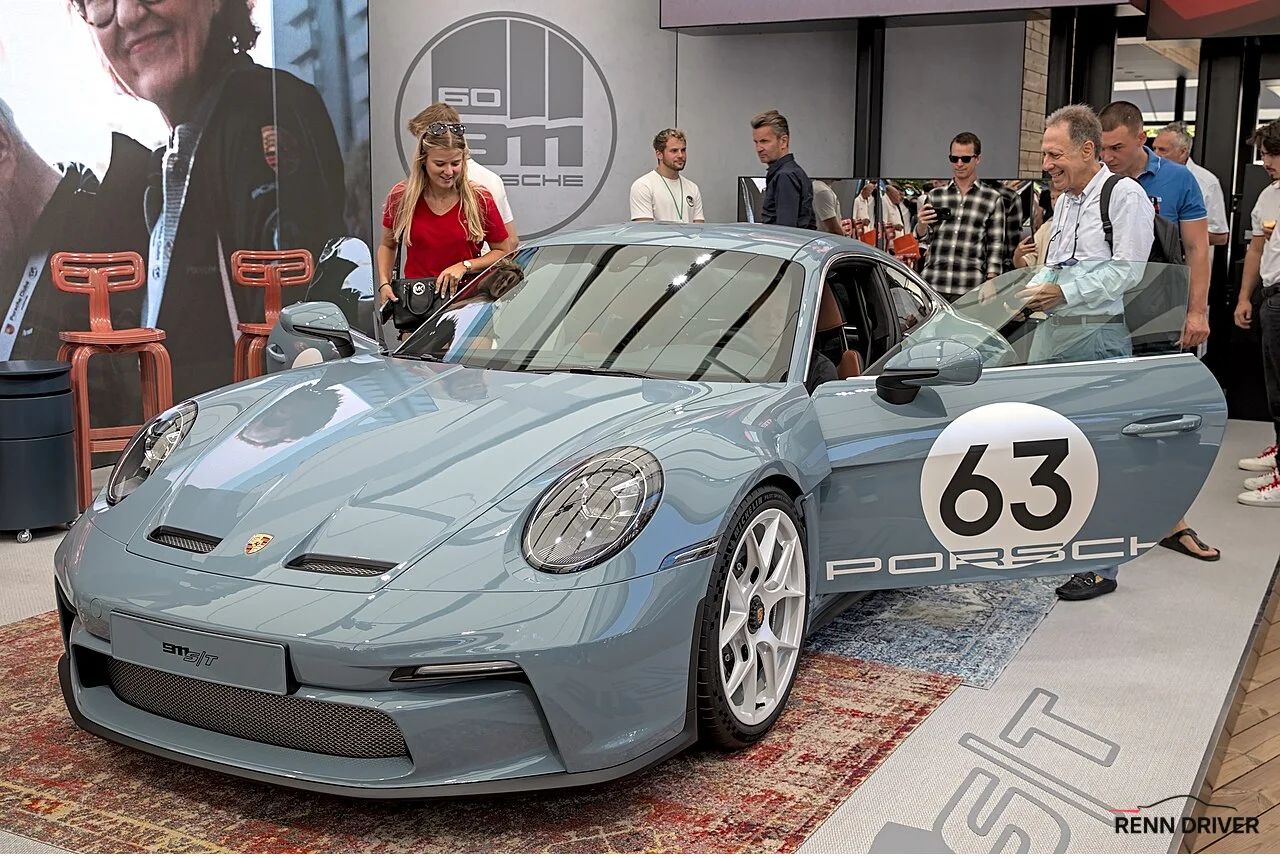 Porsche 911 S/T front three-quarter view at IAA 2023