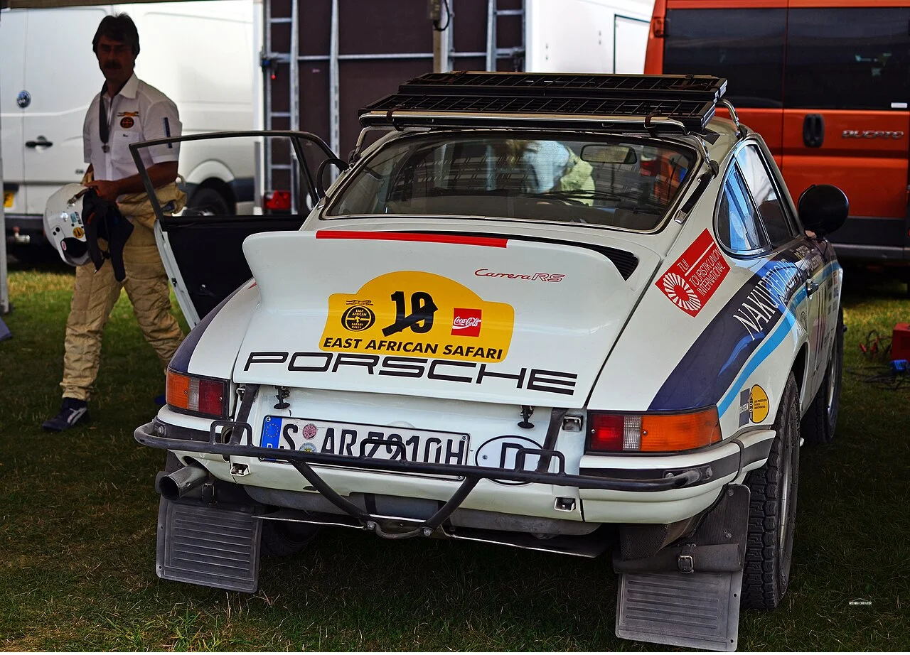Rear view of the Porsche 911 Carrera RS 2.7 Safari