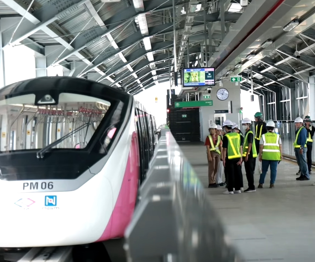 MRT Pink Line station
