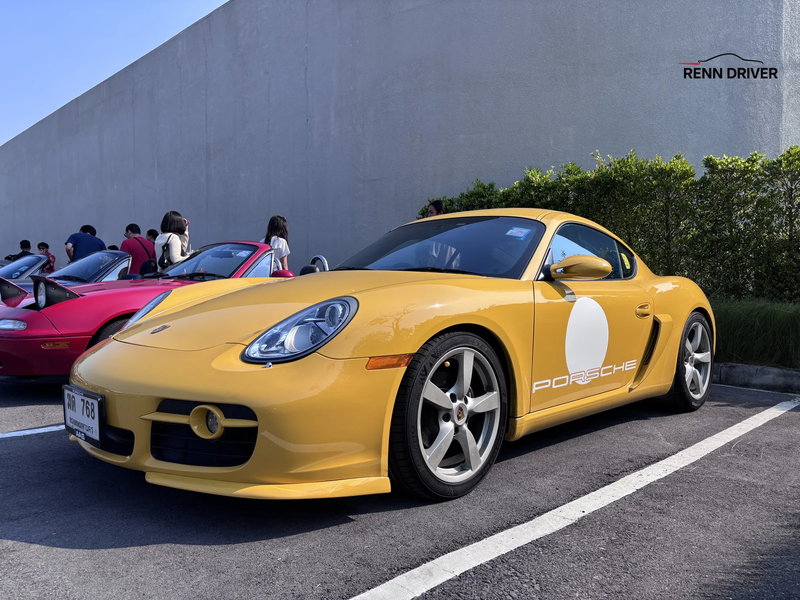 Yellow Porsche Cayman 987
