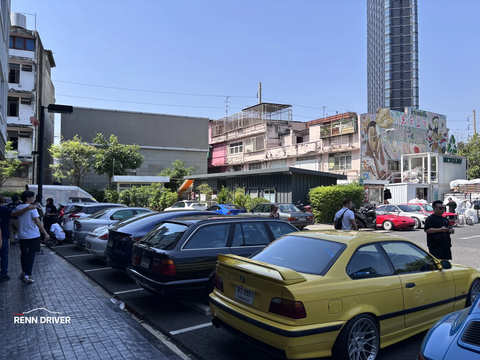 Cars lined up in the parking area